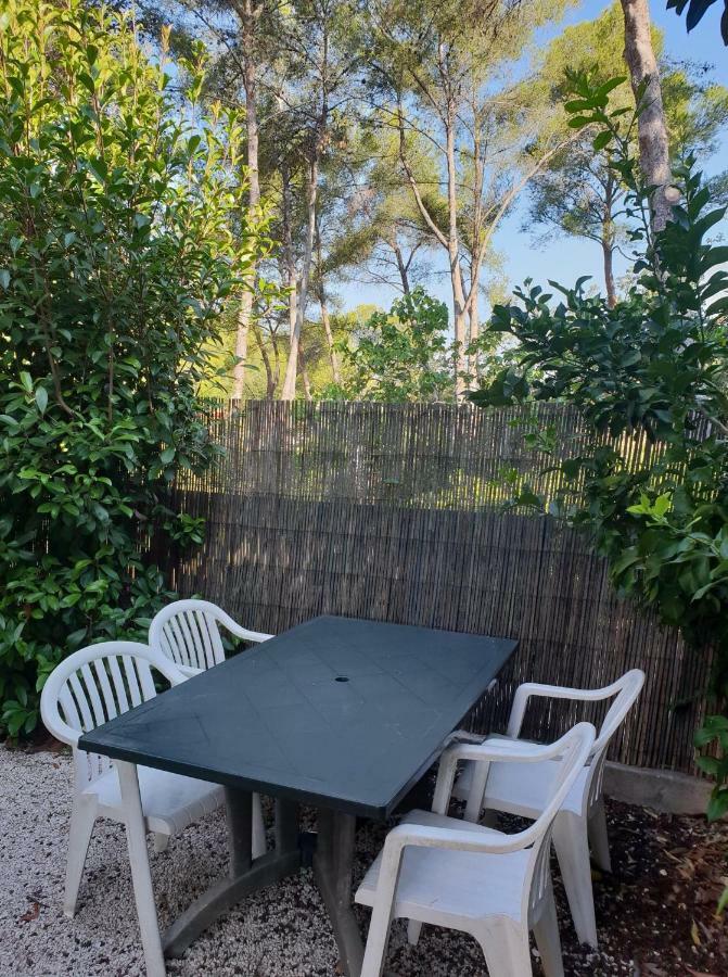 Duplex Hyeres Apartment Bagian luar foto